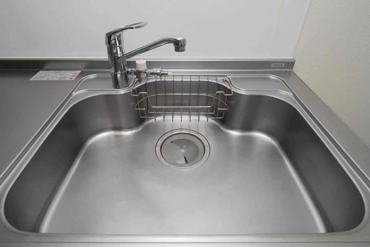 クリーニング後のキッチンシンク