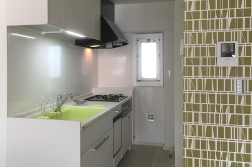 クリーニング後のキッチン